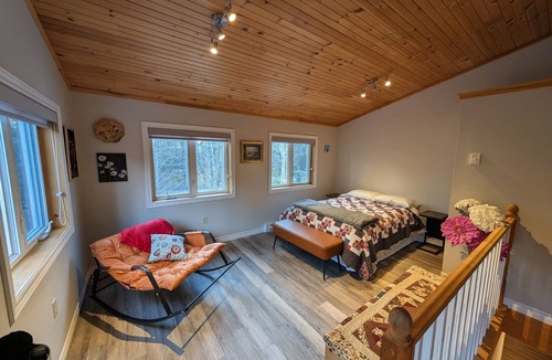 Queens Cottage | Spacious Luxe-Lodge 5br Lakefront