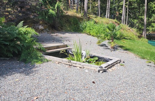 Regional District of Nanaimo House | Spacious suite at Higher Ground Wellness Retreat