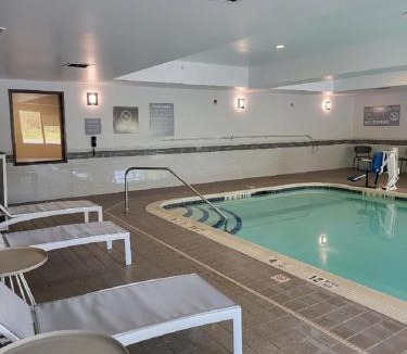 Erie Hotel | Spark by Hilton Erie