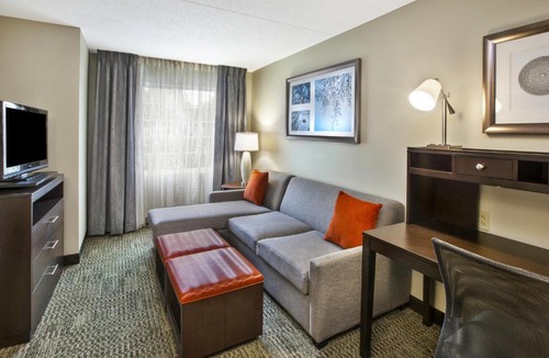 Mayfield Heights Hotel | Staybridge Suites Cleveland Mayfield Heights Beachwood by IHG