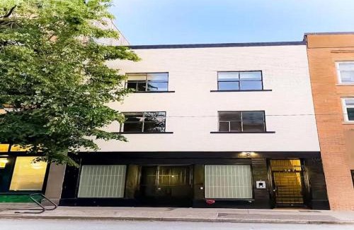 Downtown Eastside Apartment | Staycation in New 1-Bedroom Condo, Japantown FL2