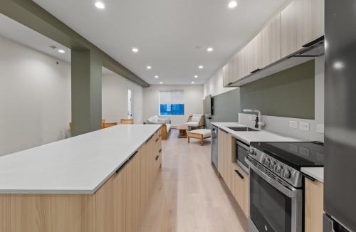 Downtown Eastside Apartment | Staycation in New 1-Bedroom Condo, Japantown FL2