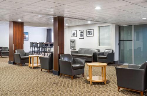Whitehorse Hotel | Sternwheeler Hotel & Conference Centre, Trademark by Wyndham