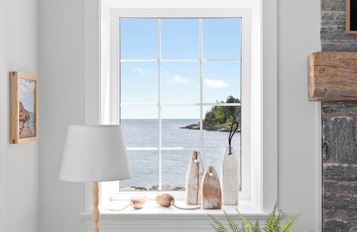 Feltzen South House | Stilleven: A Luxury Oceanfront Escape with Panoramic Sea Views