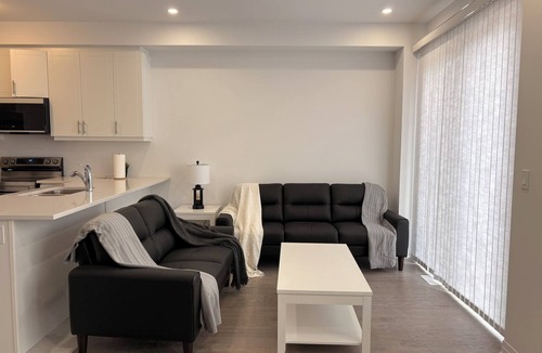 Perth East House | Stratford Getaway for Families & Theatre Lovers