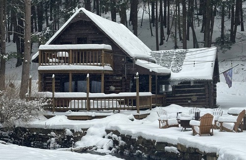 Coudersport Cabin | Streamside Log Cabin Cherry Springs Stargazing
