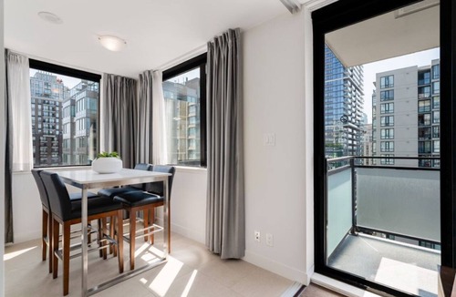 Downtown Vancouver Apartment | Stylish 1BR Suite in Yaletown w/Balcony & Views