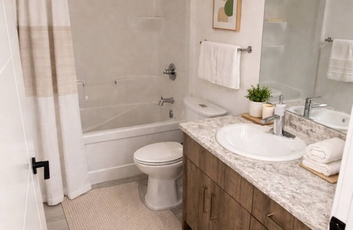 Saskatoon Apartment | Stylish Basement Suite I Private Entry . Free Parking