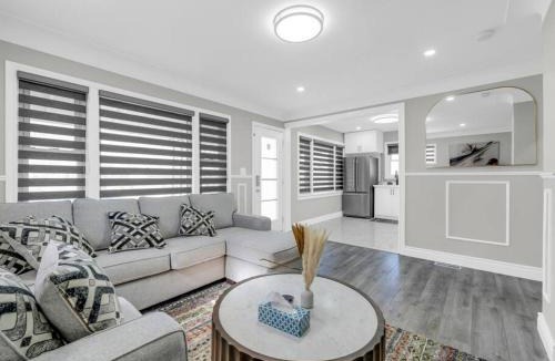Windsor Apartment | stylish house in south windsor-2 bedrooms