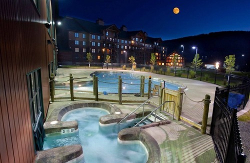 Blodgett Mills Condo | Suite + Fireplace & Balcony | Onsite Waterpark