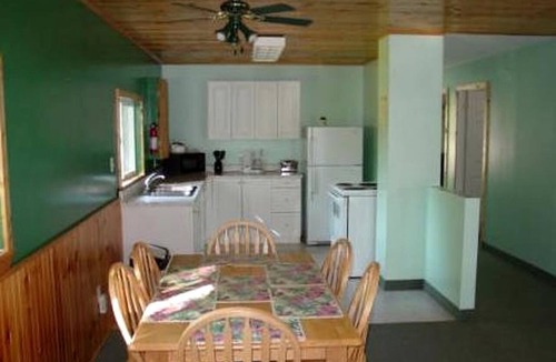 Madawaska Cottage | Suite Rental with Hot Tub near Algonquin Park, Ontario
