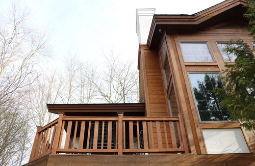 Boyne Falls Condo | Summer is Here - Boyne Mountain Disc - sleeps 10