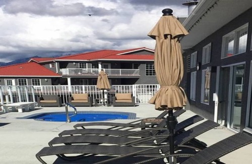East Kootenay Apartment | Sunchaser Vacation Villas at Riverside 2BR FRIDAY Check-In