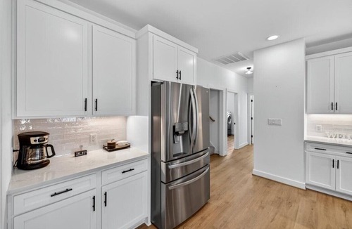 Orange House | Sunset Cove Waterfront, Sleeps 14, Open concept