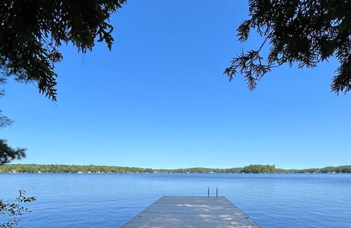 Bala Cottage | Sunset Point on Lake Muskoka with 470ft of frontage