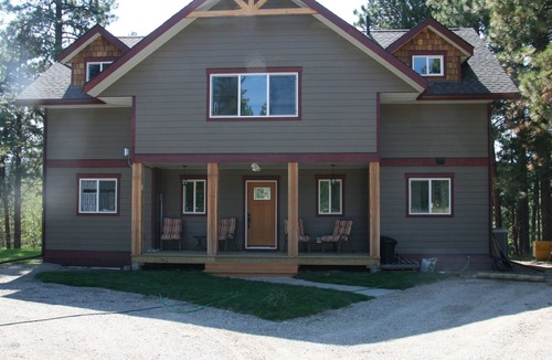East Kootenay House | Superb, Spacious Retreat - Near Fernie & Lake Koocanusa, B.C.