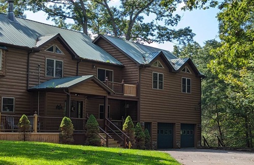 Victor House | The Bend West Virginia