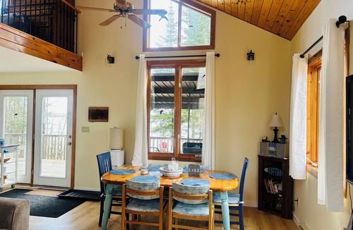 Chisholm Cottage | The Blue Willow