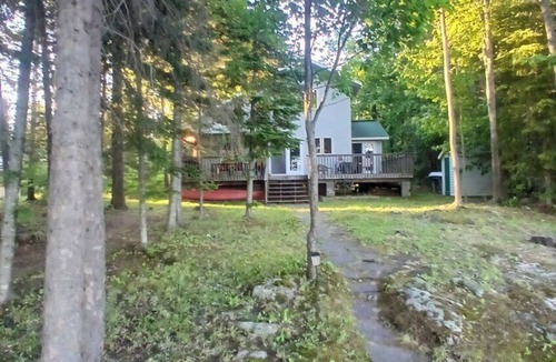 Chisholm Cottage | The Blue Willow