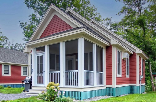 Cherry Valley House | The Bluebird - 7 Summer Village
