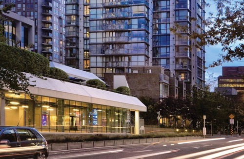 Downtown Vancouver Resort | The Canadian Resort 2bdr Compact