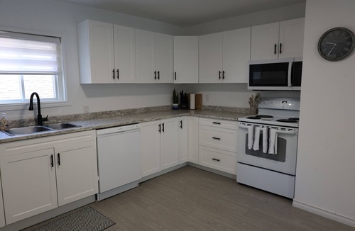 Timiskaming District House | The Carter House - Monthly Stays