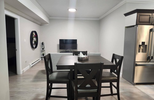 Lower Sumas Mountain House | The Cava Crib