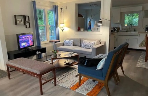 Penn Yan Cottage | The Cottage in the Pines on Keuka Lake