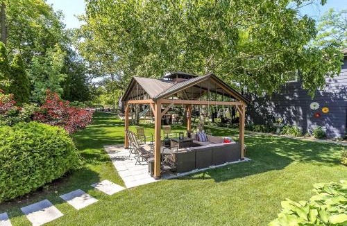 Wasaga Beach House | The Cozy Shore Cottage -Standard Single