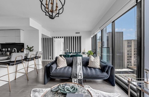Bloor-Yorkville Apartment | The Cumberland Suites