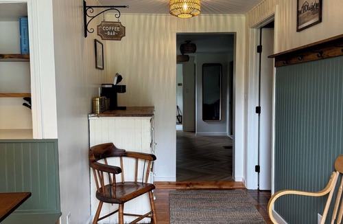 Skaneateles Cottage | The Gate - Chapman House
