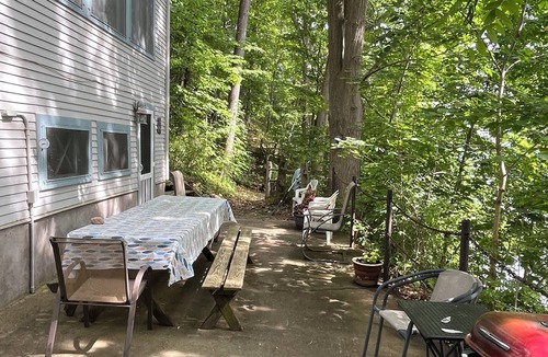Town of Jerusalem Cottage | The Hill Cottage