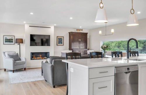 LaHave Apartment | The Lookout - Cottage