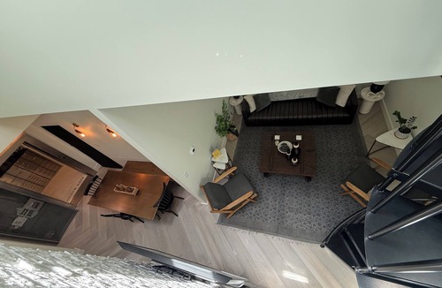 Lexington Apartment | The Main Street Vault Boutique Hotel with 2 bedrooms in the heart of Lexington
