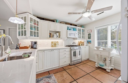 Lambton Shores House | The Martin House - Private Lakefront Escape