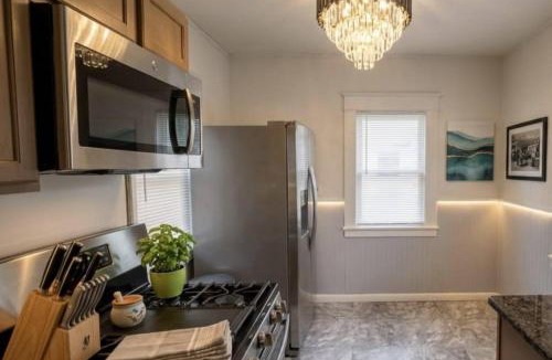 Buffalo Apartment | The Moonstone Haven