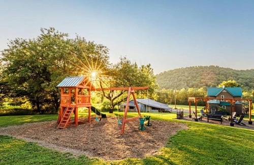 Turtlepoint House | The Old Homestead