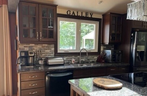 Georgian Bay House | The perfect place to create unforgettable memories with your family and friends.