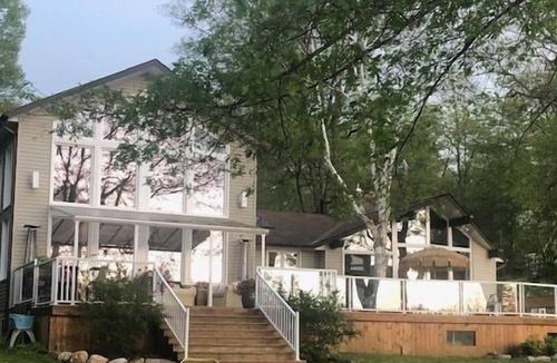 Georgian Bay House | The perfect place to create unforgettable memories with your family and friends.