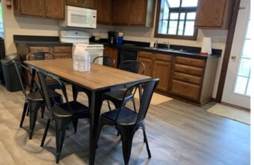 Apple Valley Condo | The Pines of Apple Valley. 31 Beautiful Vacation Cabins.