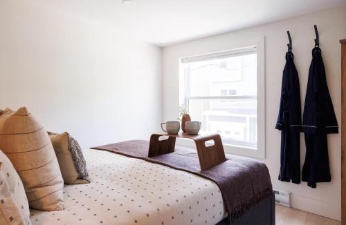 Quidi Vidi House | The QV Stage, Lux Couples Retreat W Outdoor Sauna