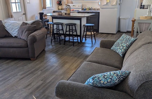 Crystal Cottage | The Seahorse Cottage