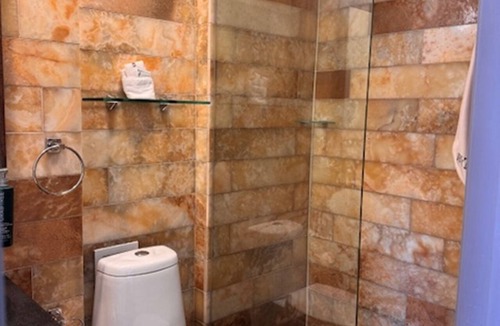 University Circle Hotel | The Tudor Arms Hotel Cleveland - a DoubleTree by Hilton