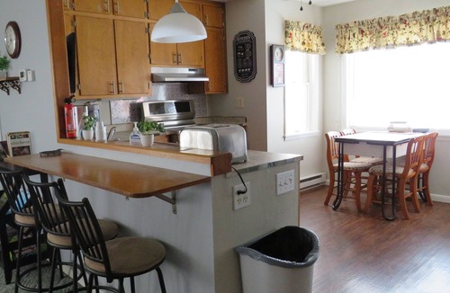 Ripley House | The Vineyard House at Arwen Farms