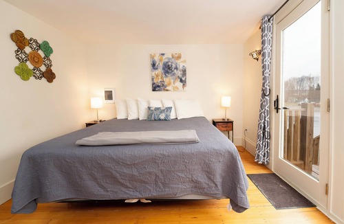 Lincoln Hotel | The Whitetail and Suites