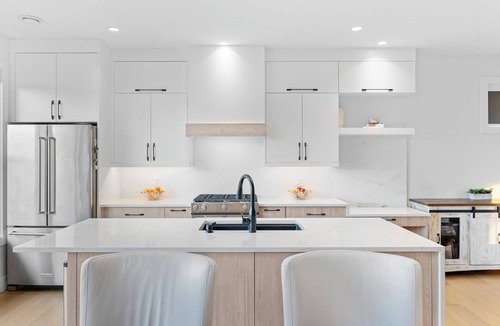Langford House | This Modern Coastal Family Home is the Perfect Retreat while in Victoria.