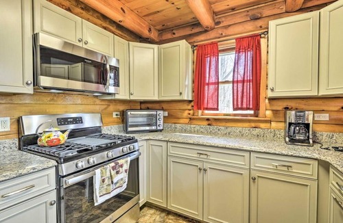 Pleasant Mount Cabin | Timeless Sophistication with Moonlit Charm