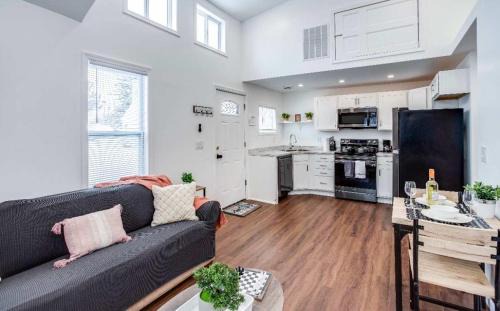 Rochester House | Tiny Home in Quiet Suburb near everything