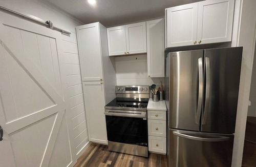 Lakeside Cottage | Totally renovated cozy Lakeside cottage with 4 bedrooms for a relaxing getaway