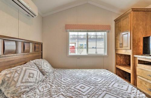 Pleasant Mount House | Tranquil Trails Cabin & Suites At Equestrian House
